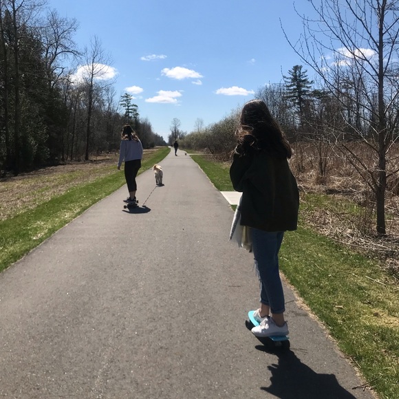 Meet your Posher, Elisabeth - Picture 1 of 1